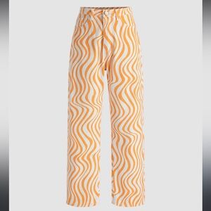 Zara Orange and White Wavy Pattern W-0